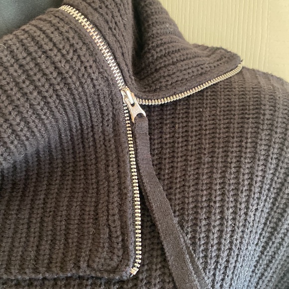 💥Max Studio Zipper Shaker Stitch Sweater🎁 - Picture 4 of 7